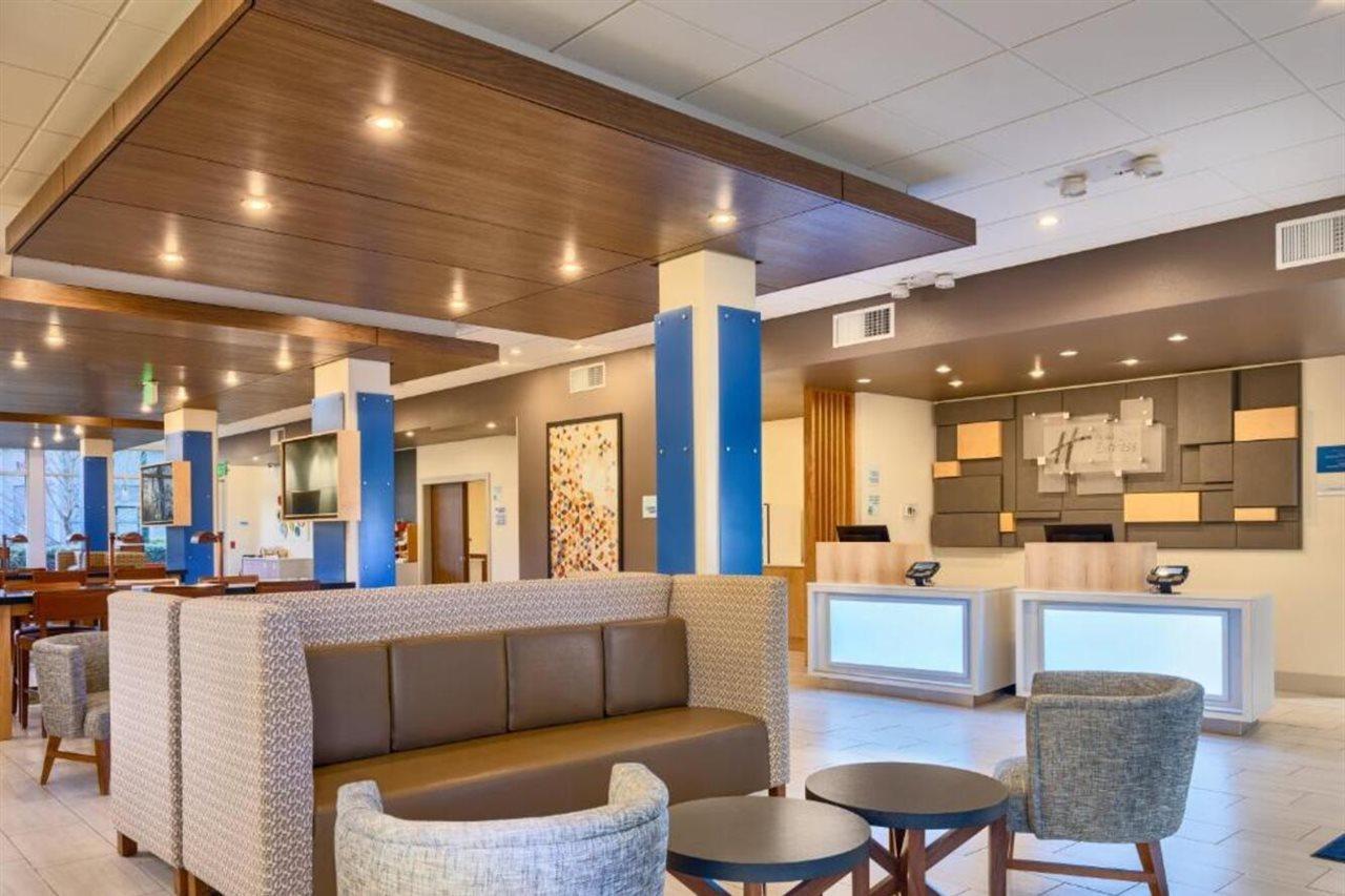 Holiday Inn Express & Suites Salem North - Keizer By Ihg Bagian luar foto