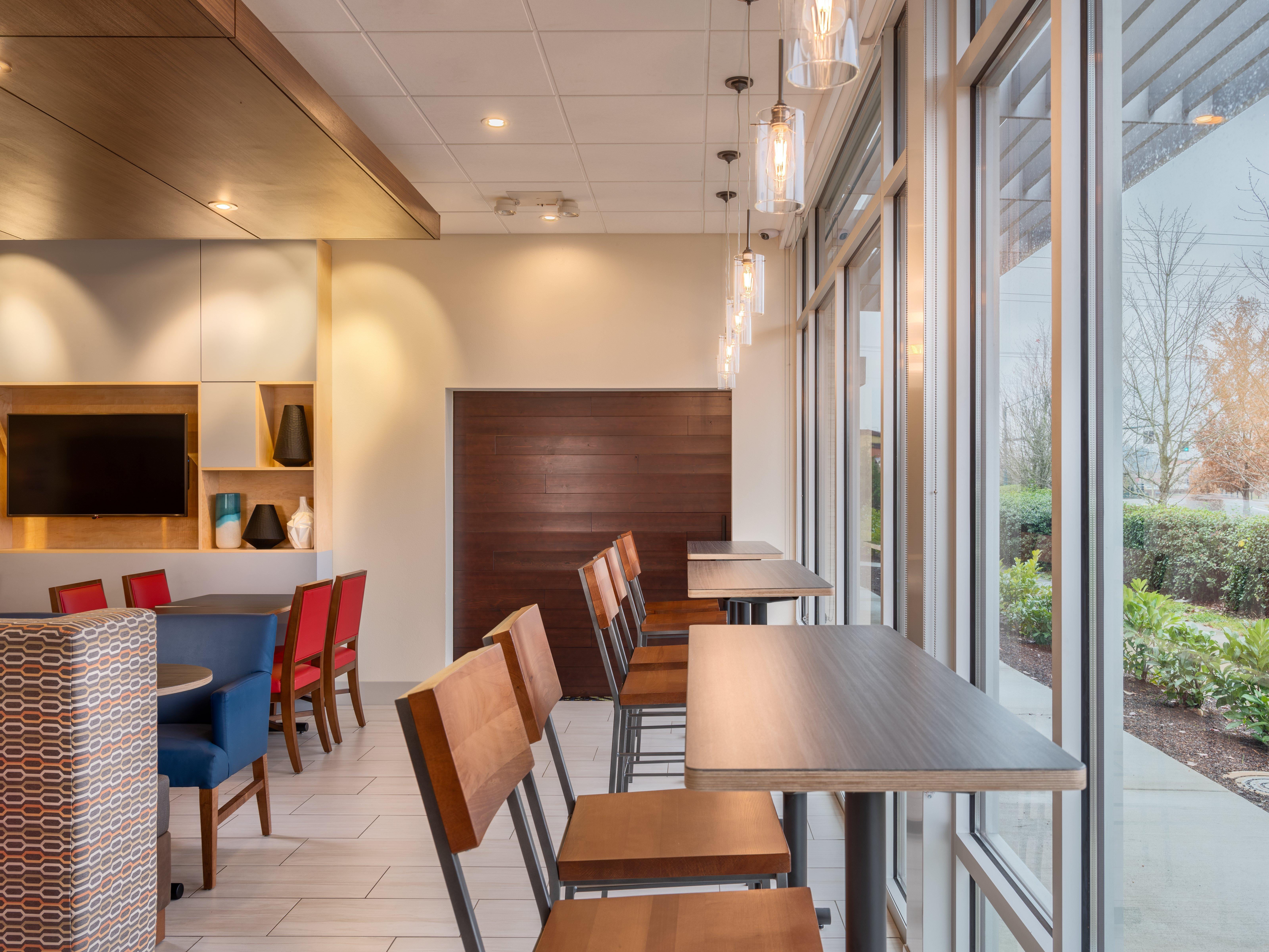 Holiday Inn Express & Suites Salem North - Keizer By Ihg Bagian luar foto